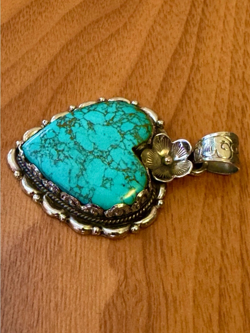 Handcrafted Heart Shape Howlite Turquoise Pendant Set In Silver 3”inch & 29grams - Picture 3 of 8